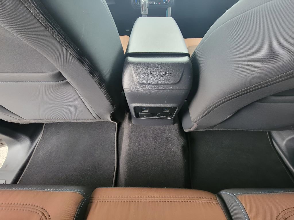 Used 2022 Ford Bronco Outer Banks image 28