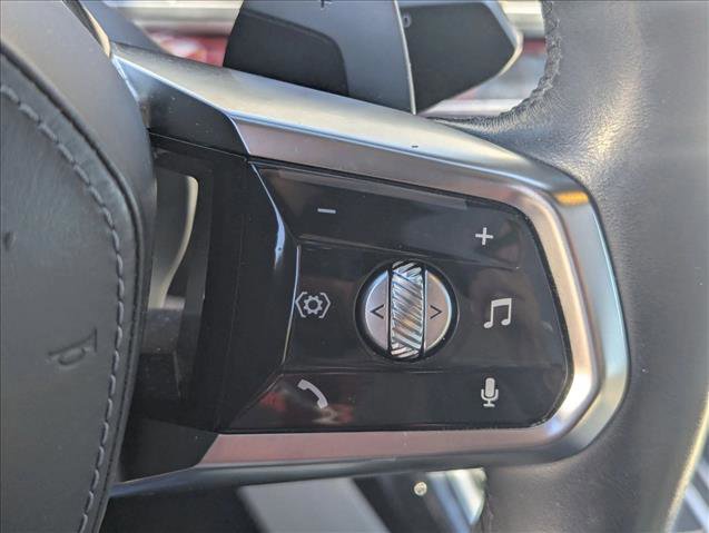 Certified 2023 BMW 760i xDrive image 11