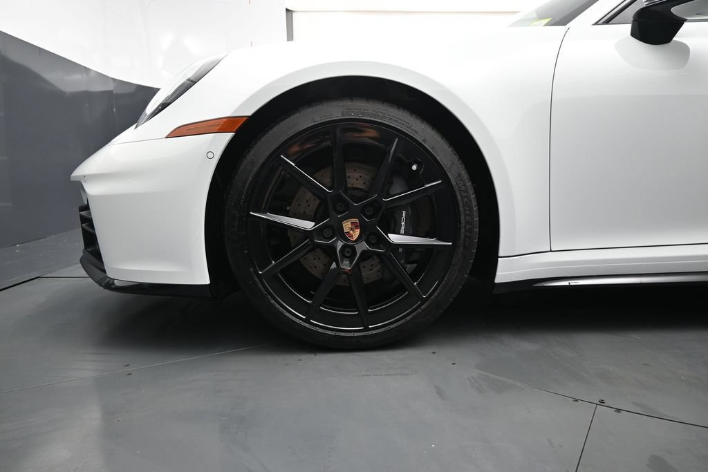New 2026 Porsche 911 Carrera RWD image 5