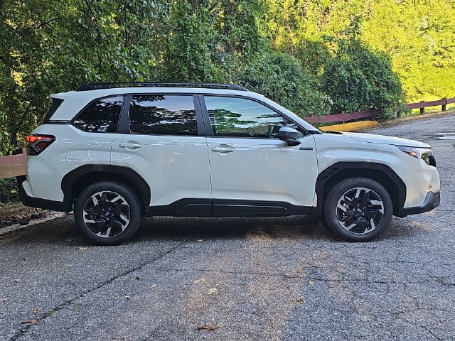 New 2026 Subaru Forester Premium AWD/4WD image 2