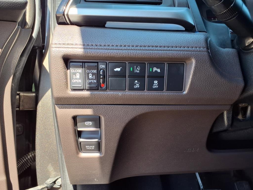 Used 2020 Honda Odyssey Elite image 25