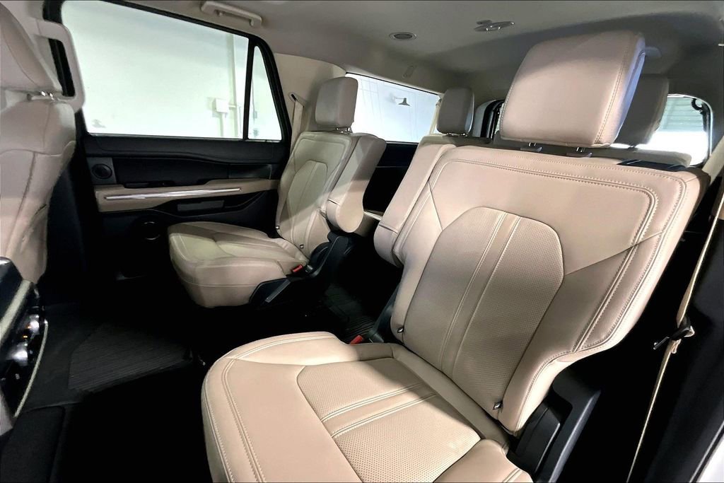 Used 2024 Ford Expedition Max Limited image 36