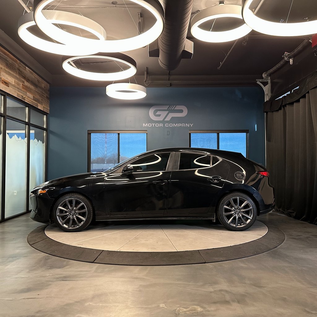 Used 2019 MAZDA MAZDA3 Hatchback image 6