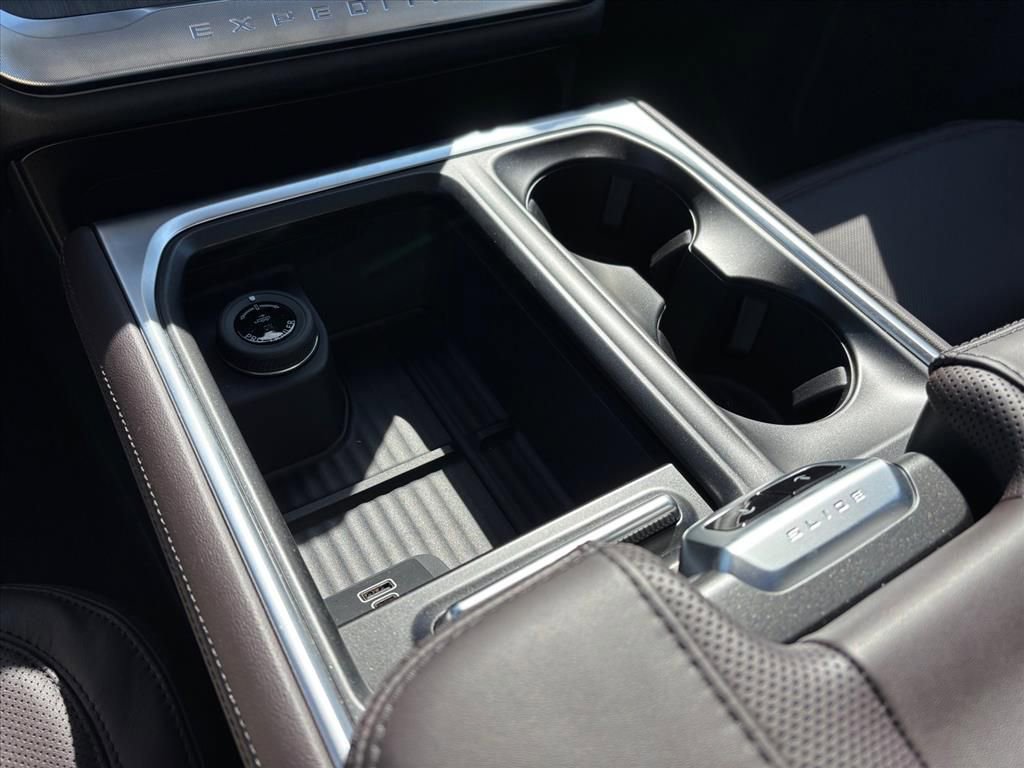 New 2026 Ford Expedition Max Platinum w/ Platinum Ultimate Package image 19