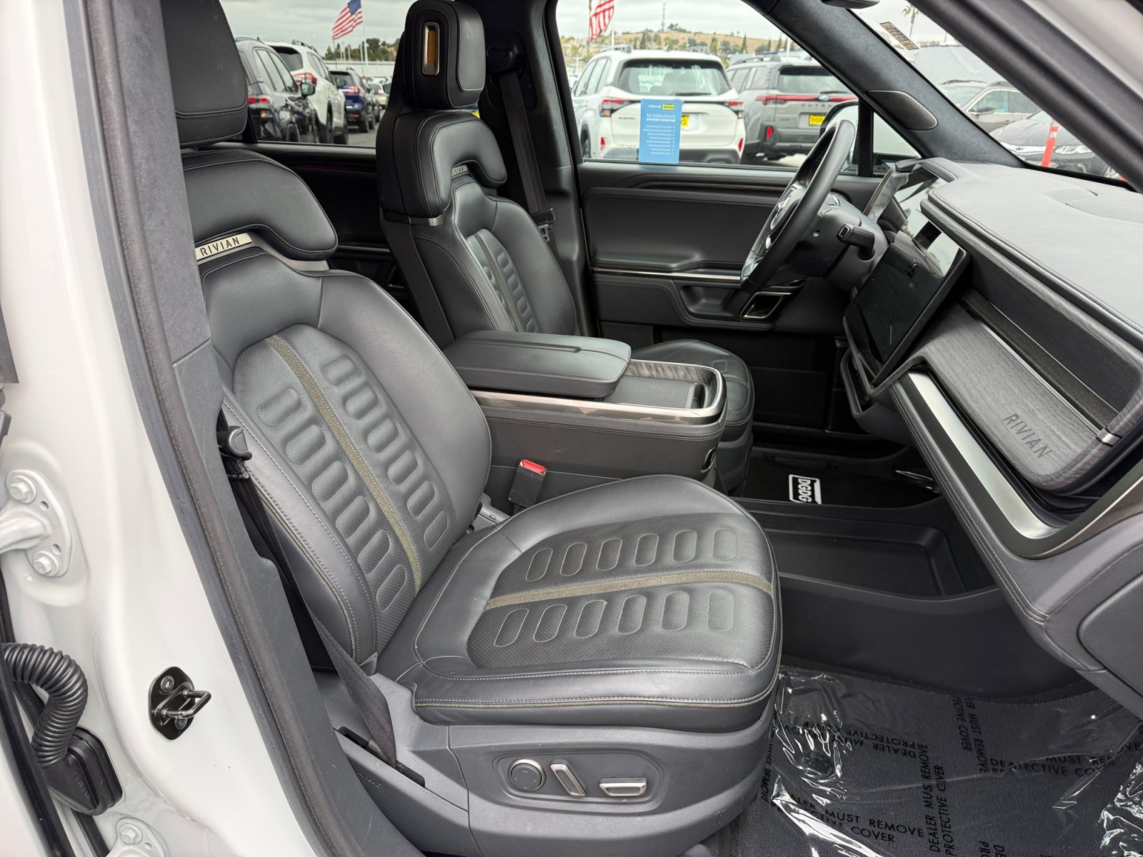 Used 2023 Rivian R1S Adventure Quad AWD/4WD image 20