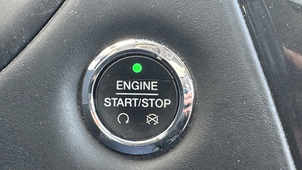 Used 2017 Ford Explorer Platinum image 22