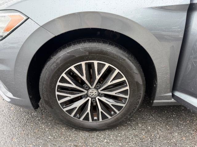 Used 2021 Volkswagen Jetta SE image 11