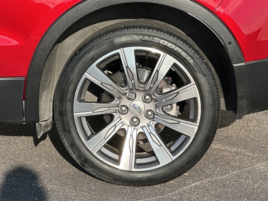 Used 2019 Cadillac XT4 Premium Luxury w/ Enhanced Visibility Package image 9