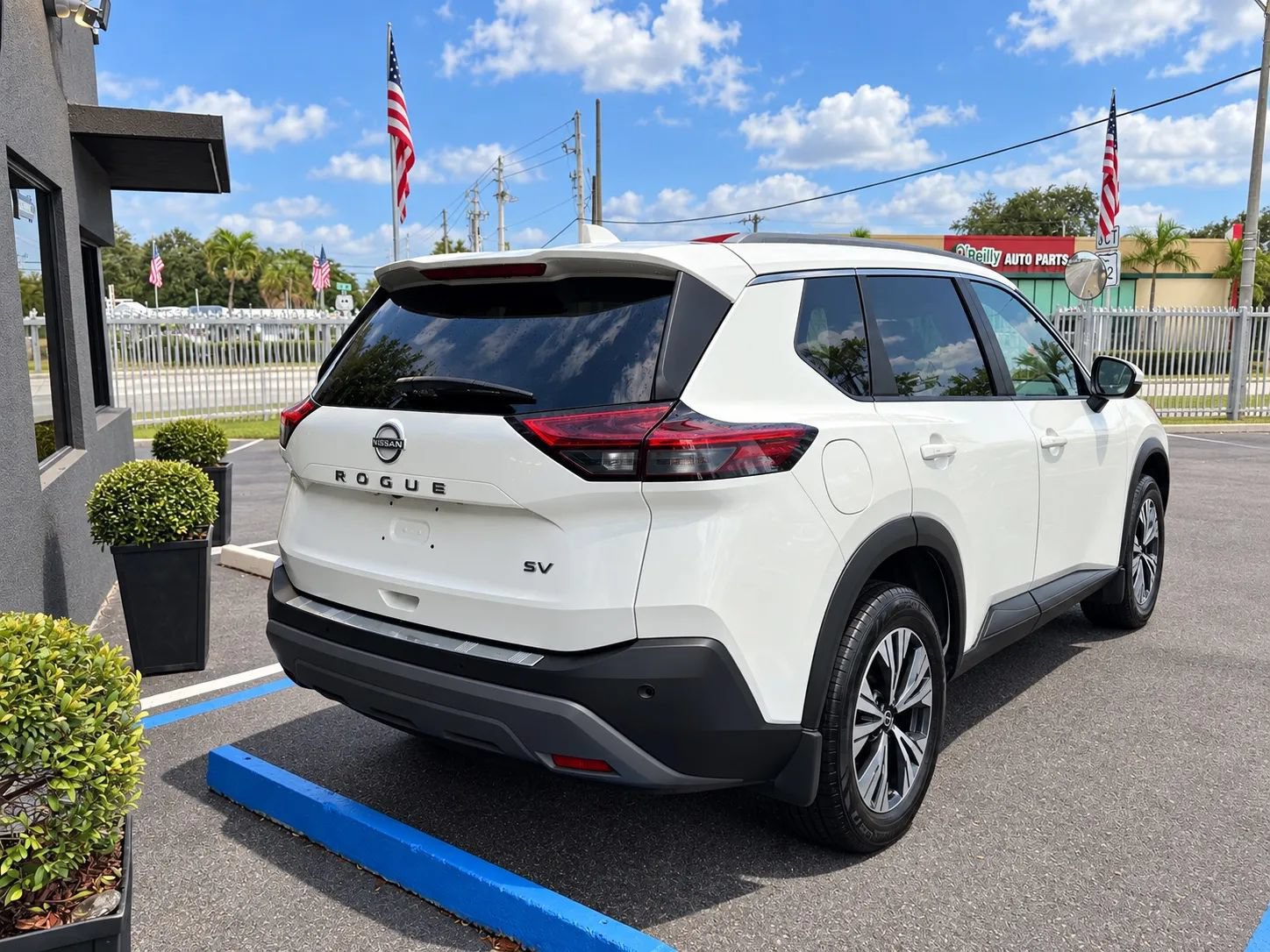 Used 2023 Nissan Rogue SV w/ SV Premium Package FWD image 7