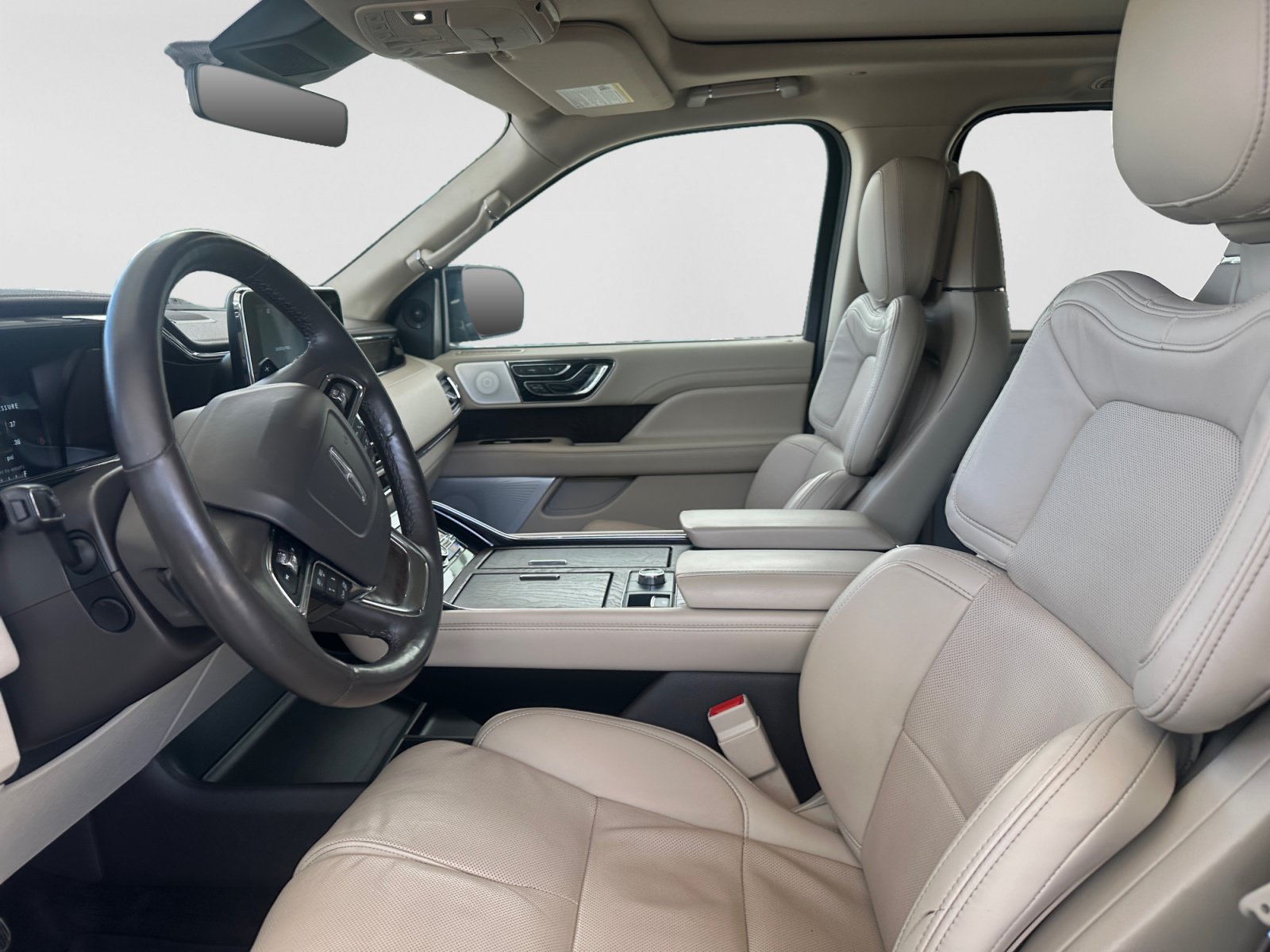 Used 2021 Lincoln Navigator Reserve w/ Luxury Package RWD image 10