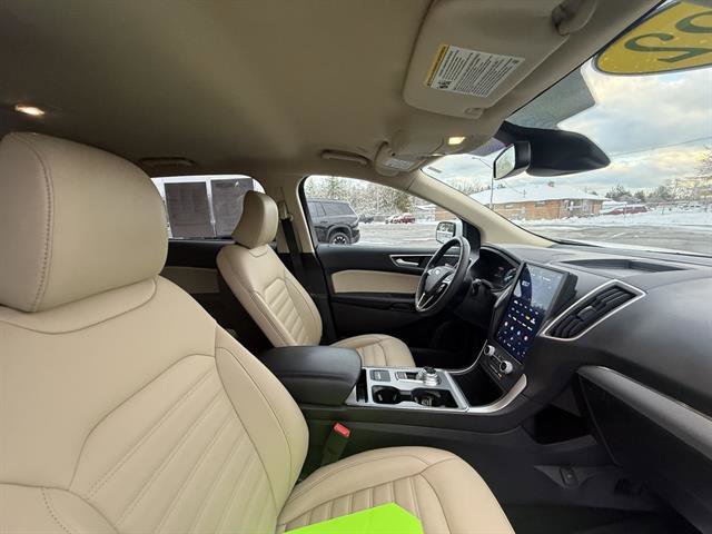 Used 2022 Ford Edge SEL w/ Convenience Package image 13