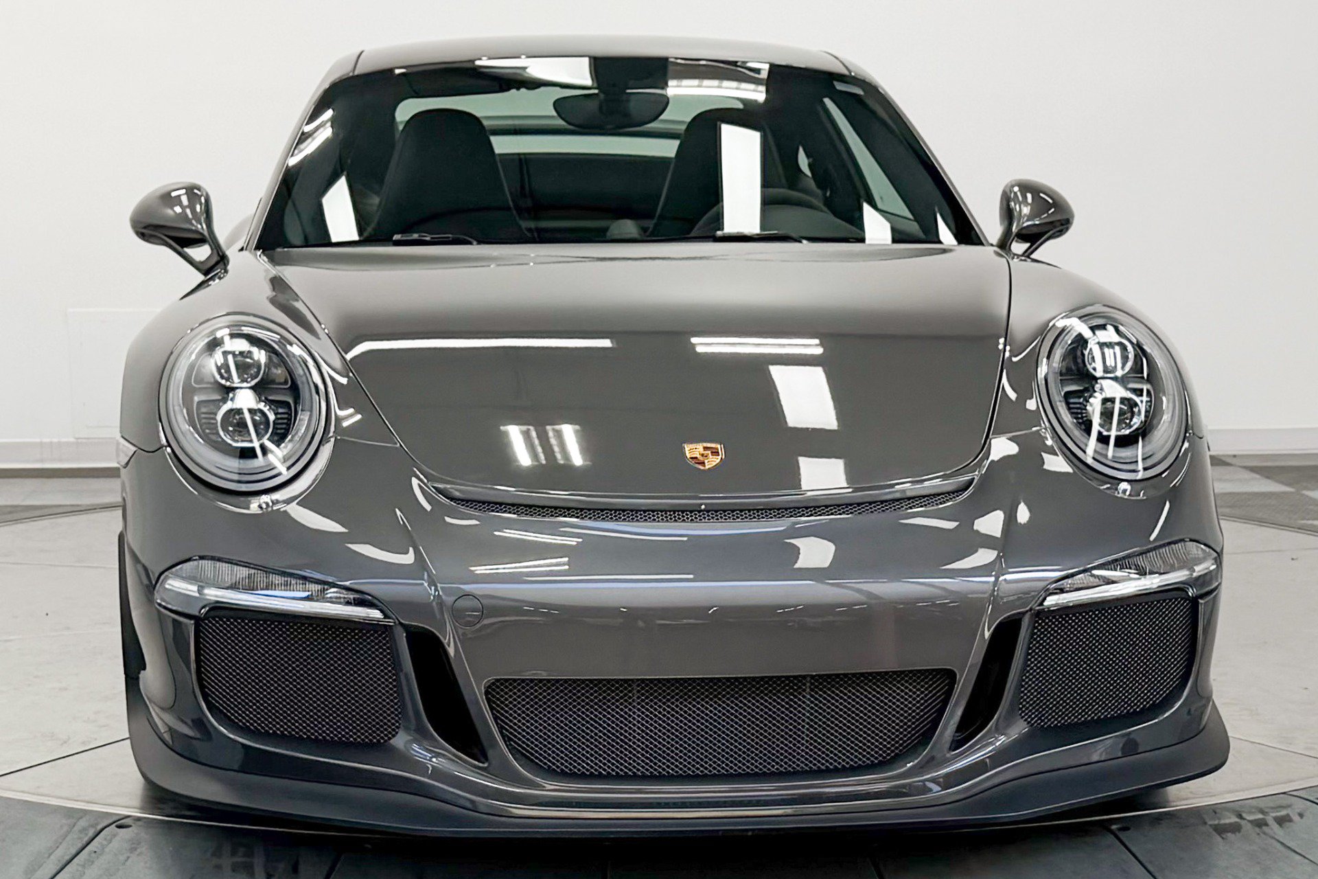 Used 2015 Porsche 911 GT3 RWD image 4