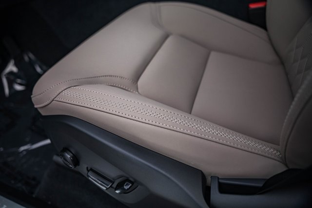 New 2026 Volvo XC90 B6 Plus image 31