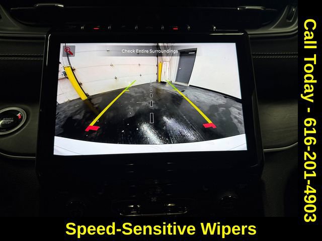 Used 2024 Jeep Grand Cherokee L Limited w/ Black Appearance Package image 15