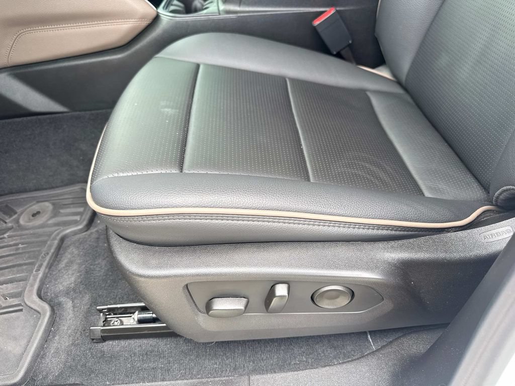 Used 2025 GMC Canyon Denali AWD/4WD image 20