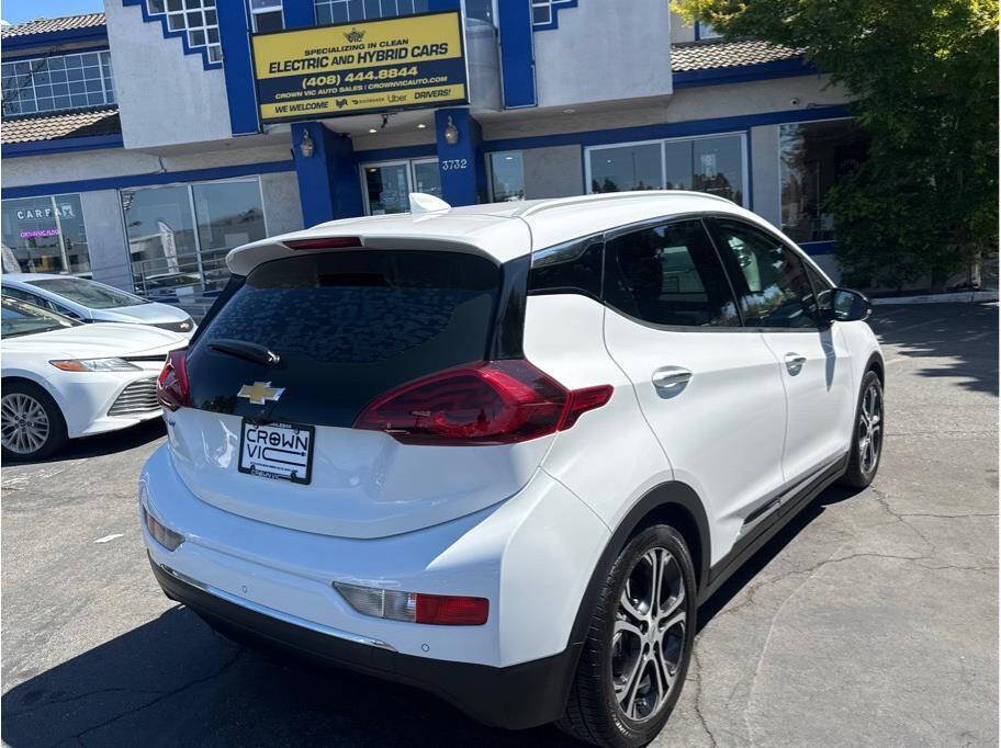 Used 2018 Chevrolet Bolt Premier w/ Infotainment Package FWD image 32