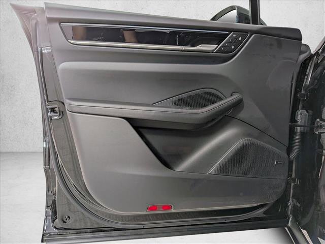 New 2026 Porsche Macan Electric image 13