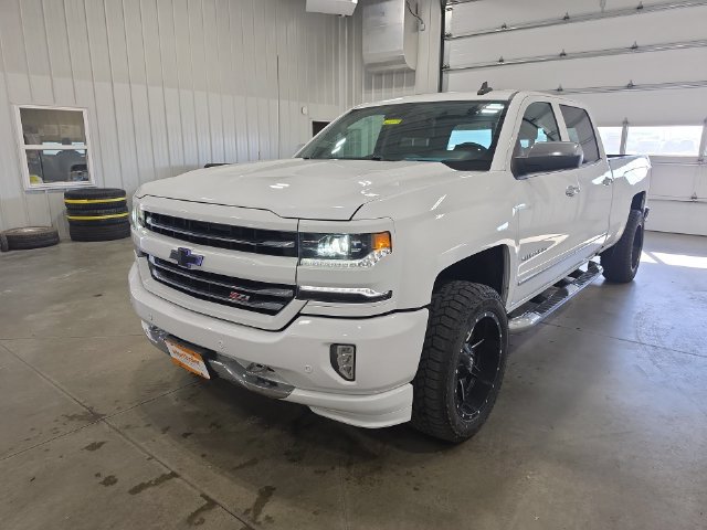 Used 2017 Chevrolet Silverado 1500 LTZ Z71 w/ LTZ Plus Package AWD/4WD image 4