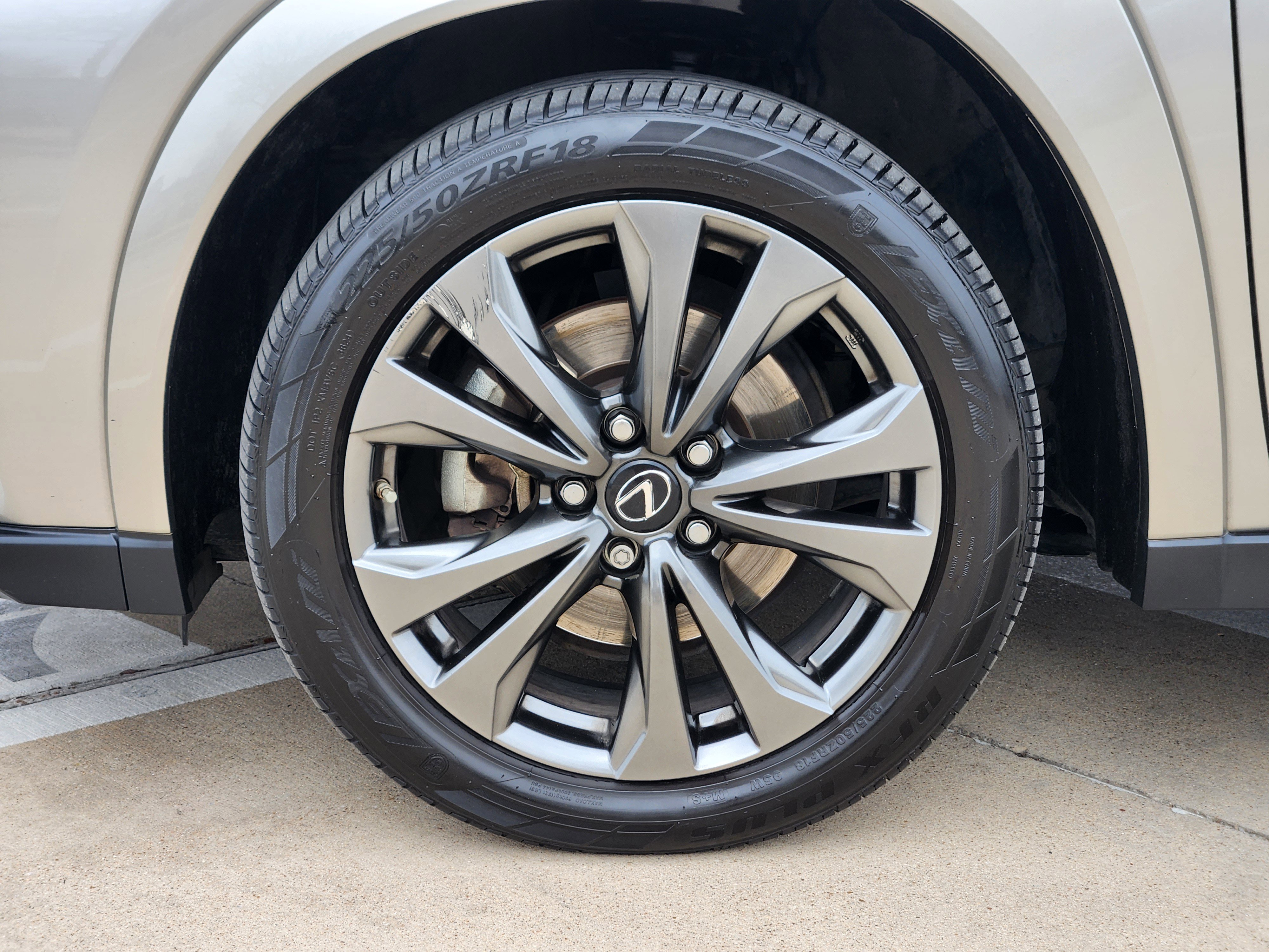 Used 2022 Lexus UX 250h F Sport w/ F Sport Premium Package image 10