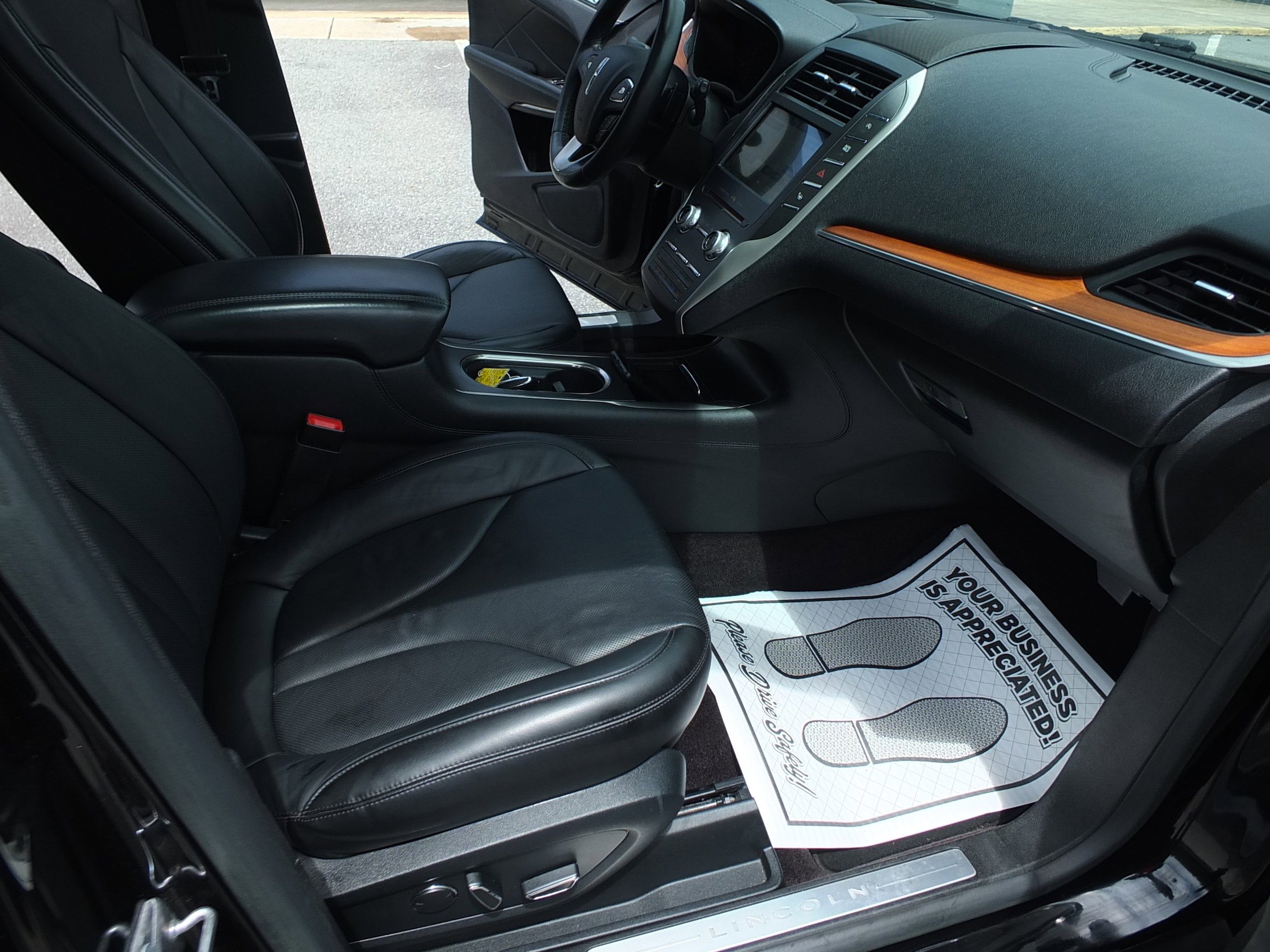Used 2017 Lincoln MKC Reserve FWD image 15
