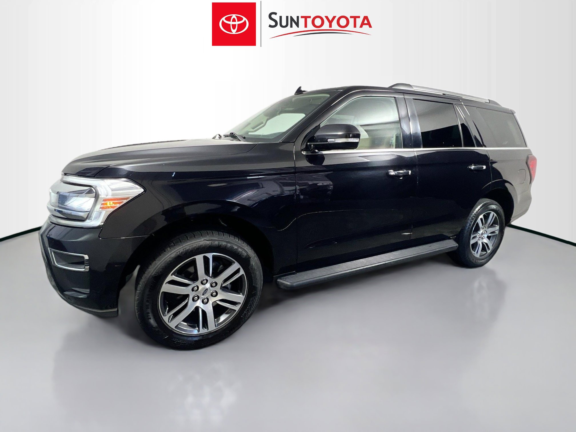Used 2024 Ford Expedition Limited AWD/4WD image 9