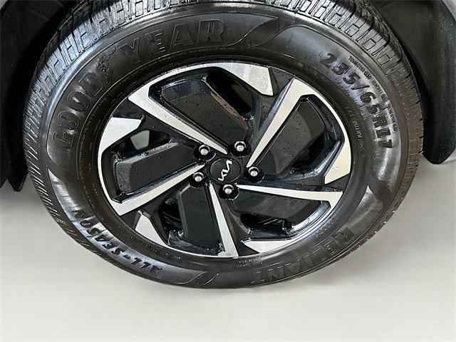 Used 2023 Kia Sportage LX image 10