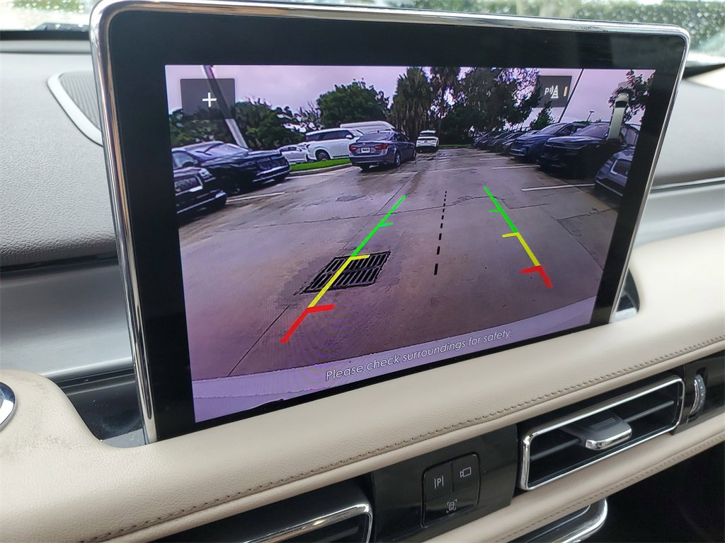 Certified 2023 Lincoln Aviator 2WD w/ Premium Package image 28