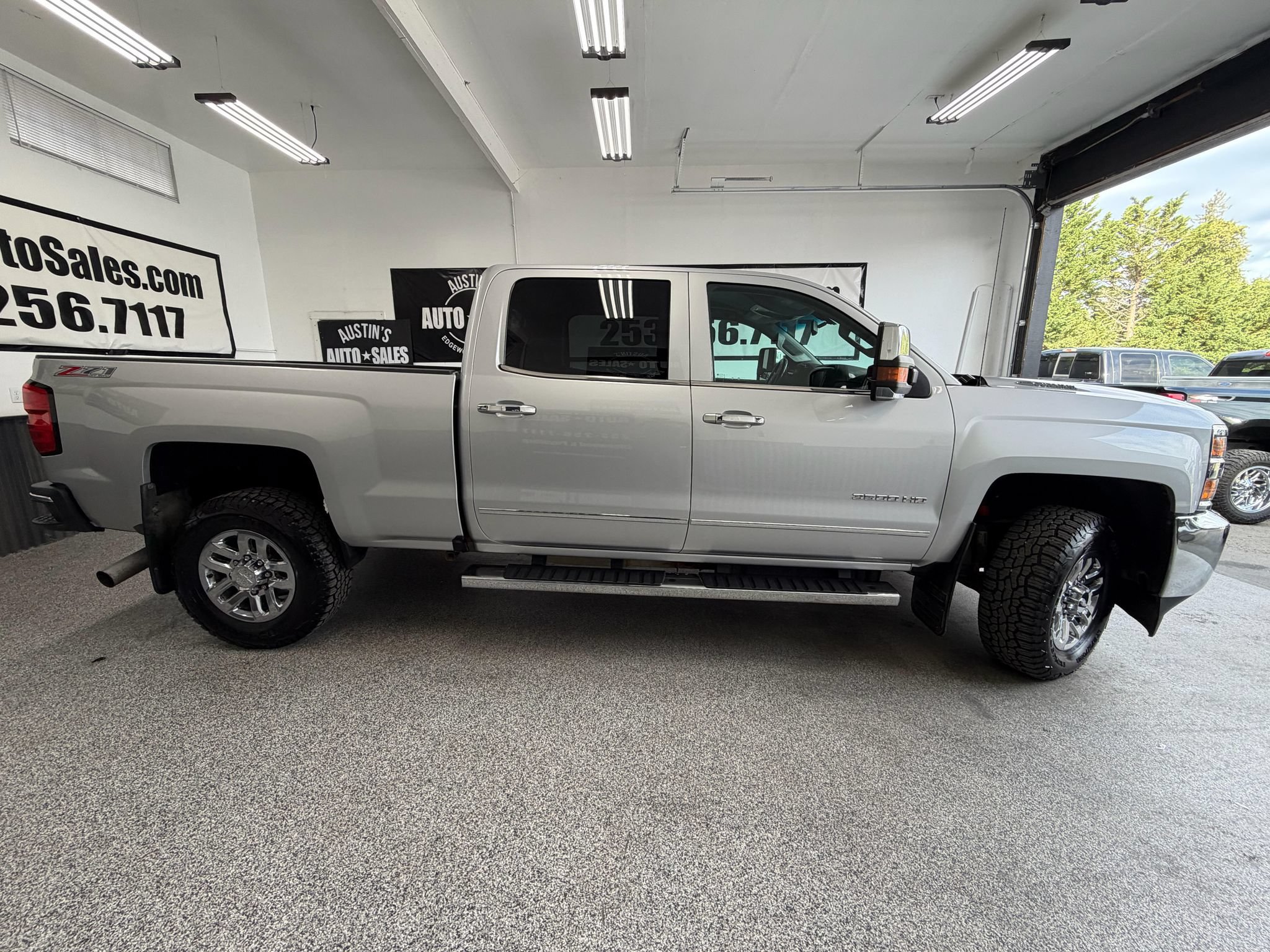 Used 2016 Chevrolet Silverado 3500 LTZ w/ Z71 Package, Off-Road AWD/4WD image 2