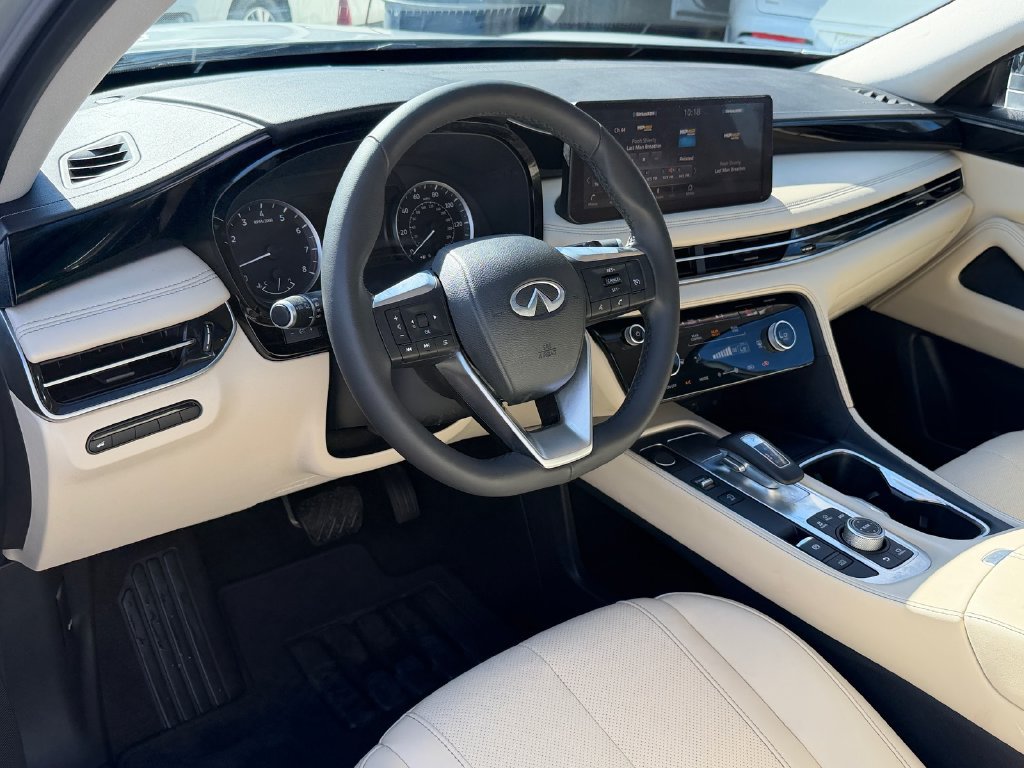 Used 2023 INFINITI QX60 Pure FWD image 12