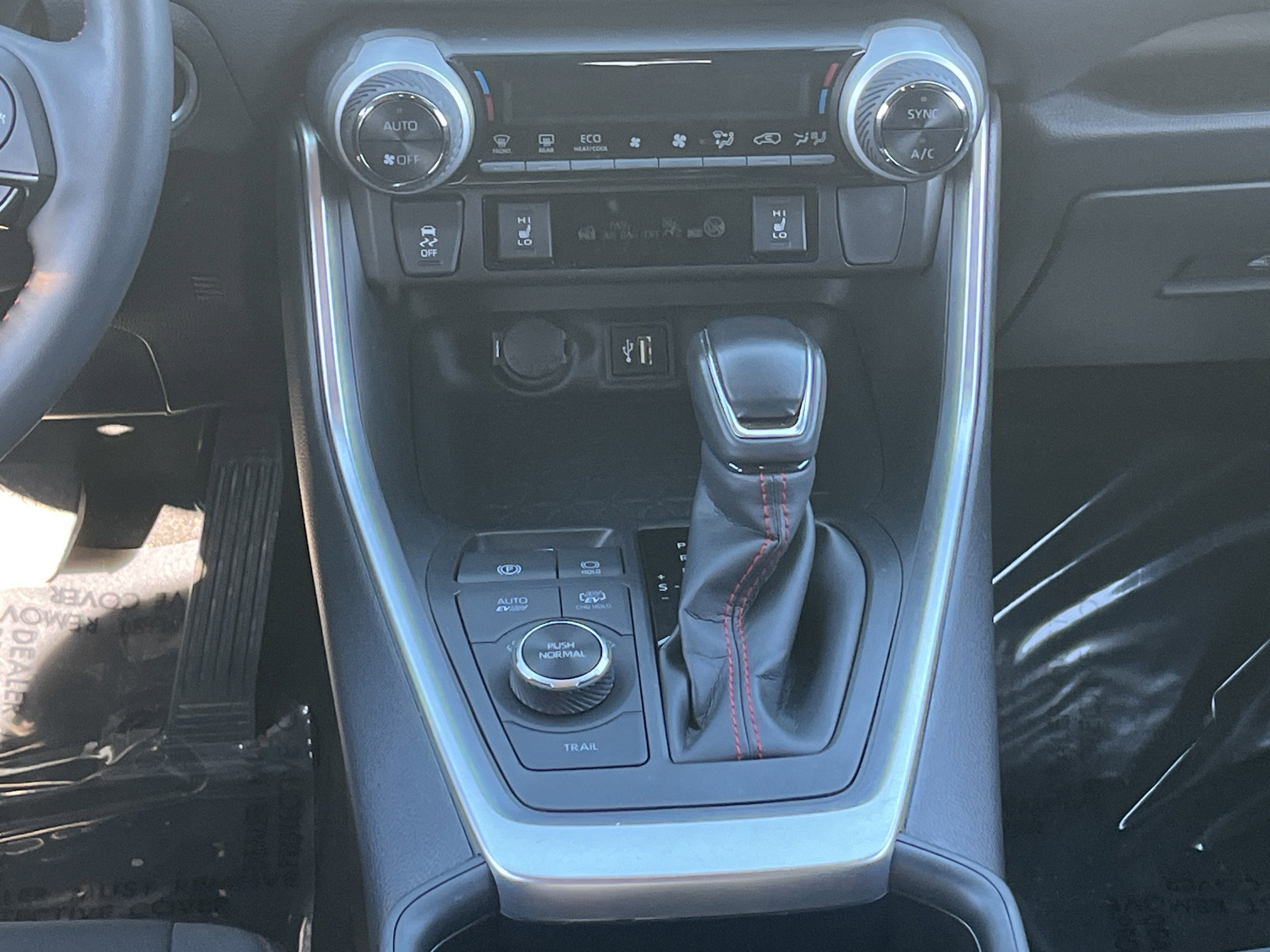 Certified 2024 Toyota RAV4 SE w/ Weather & Moonroof Package image 21