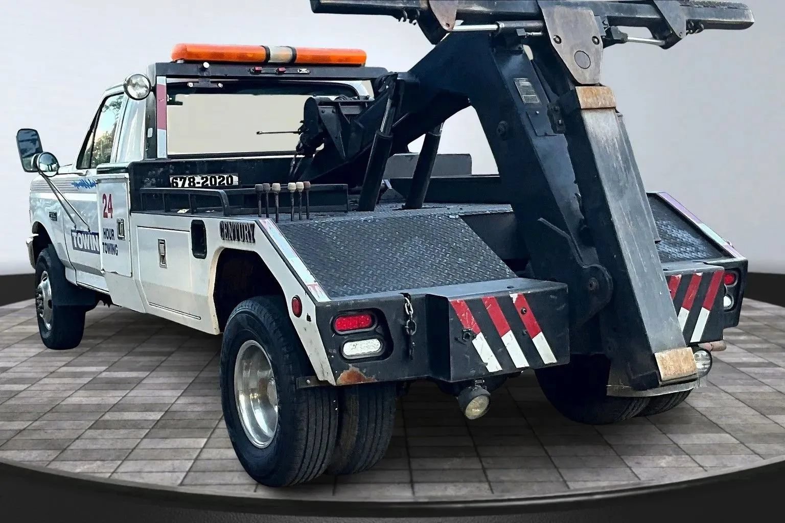 Used 1997 Ford F350 4x4 Regular Cab image 2