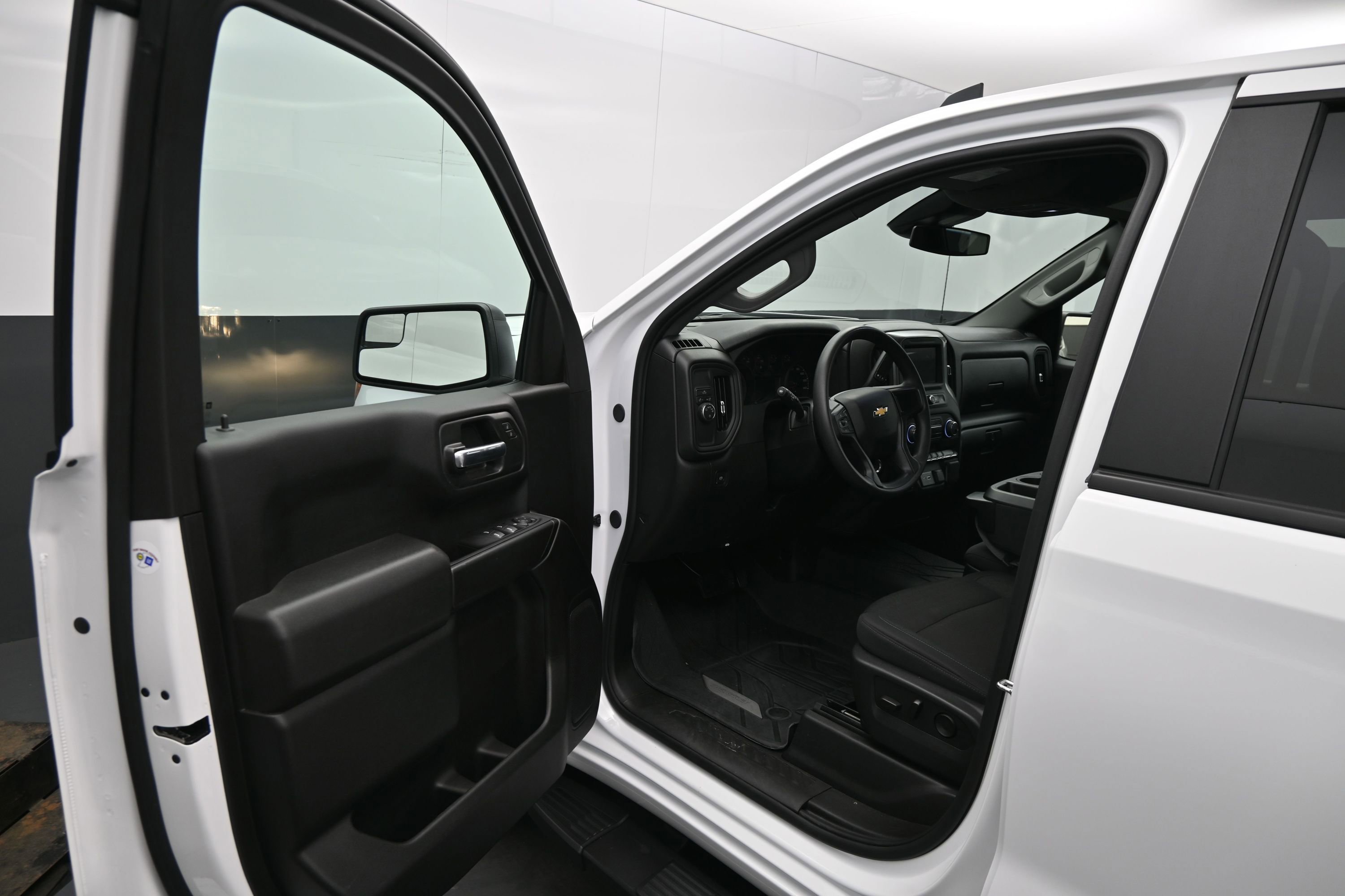 Certified 2026 Chevrolet Silverado 1500 Custom RWD image 16