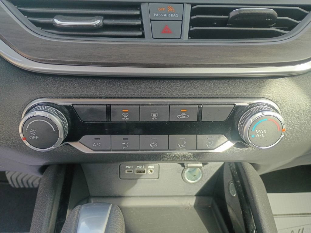 Used 2024 Nissan Altima 2.5 SV image 27