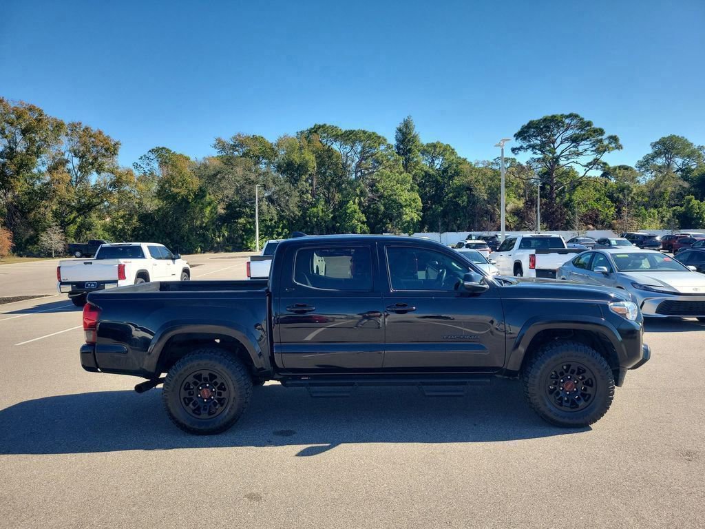 Certified 2022 Toyota Tacoma SR5 image 4