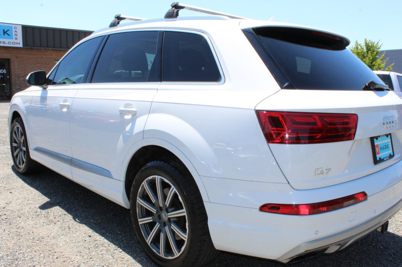 Used 2017 Audi Q7 3.0T Premium Plus AWD/4WD image 4