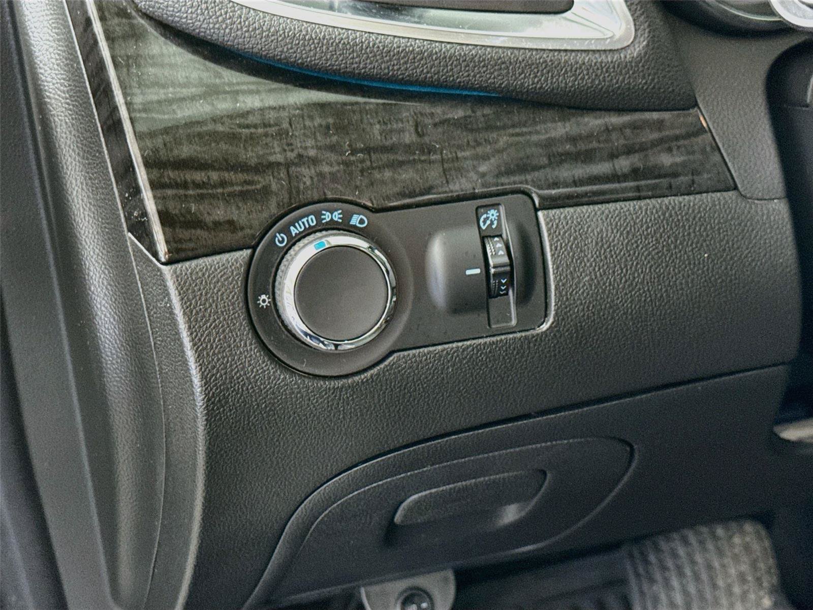 Used 2016 Buick Encore FWD image 4