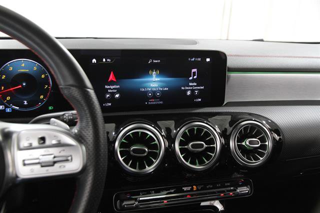 Used 2020 Mercedes-Benz CLA 250 4MATIC image 10