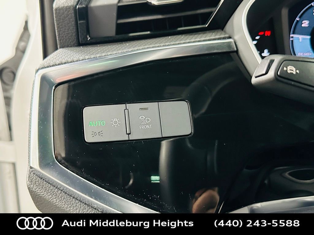 Certified 2024 Audi Q3 2.0T Premium Plus image 17