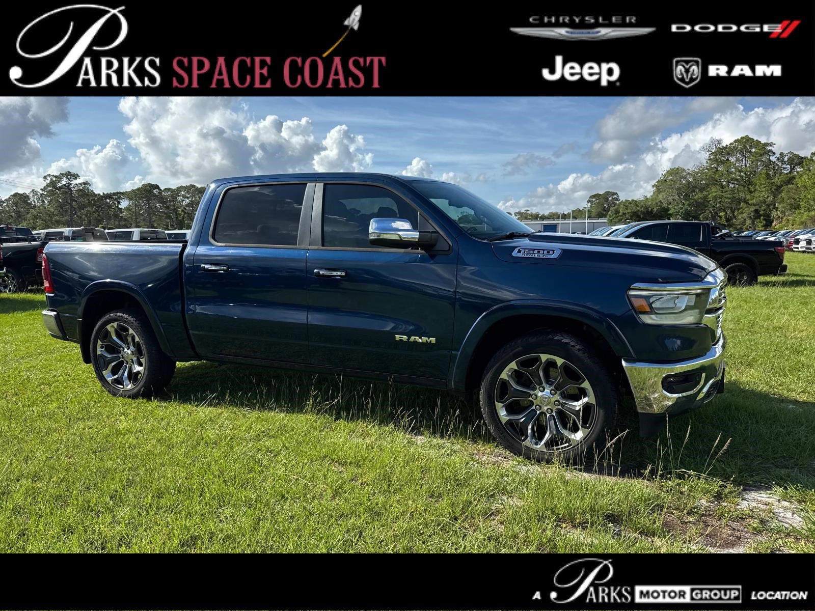 Used 2019 RAM 1500 Laramie AWD/4WD image 1