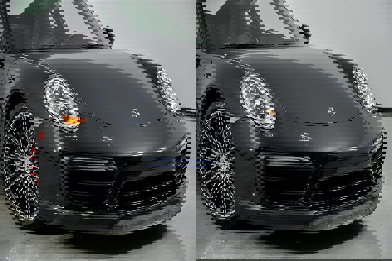 Used 2017 Porsche 911 Turbo image 3