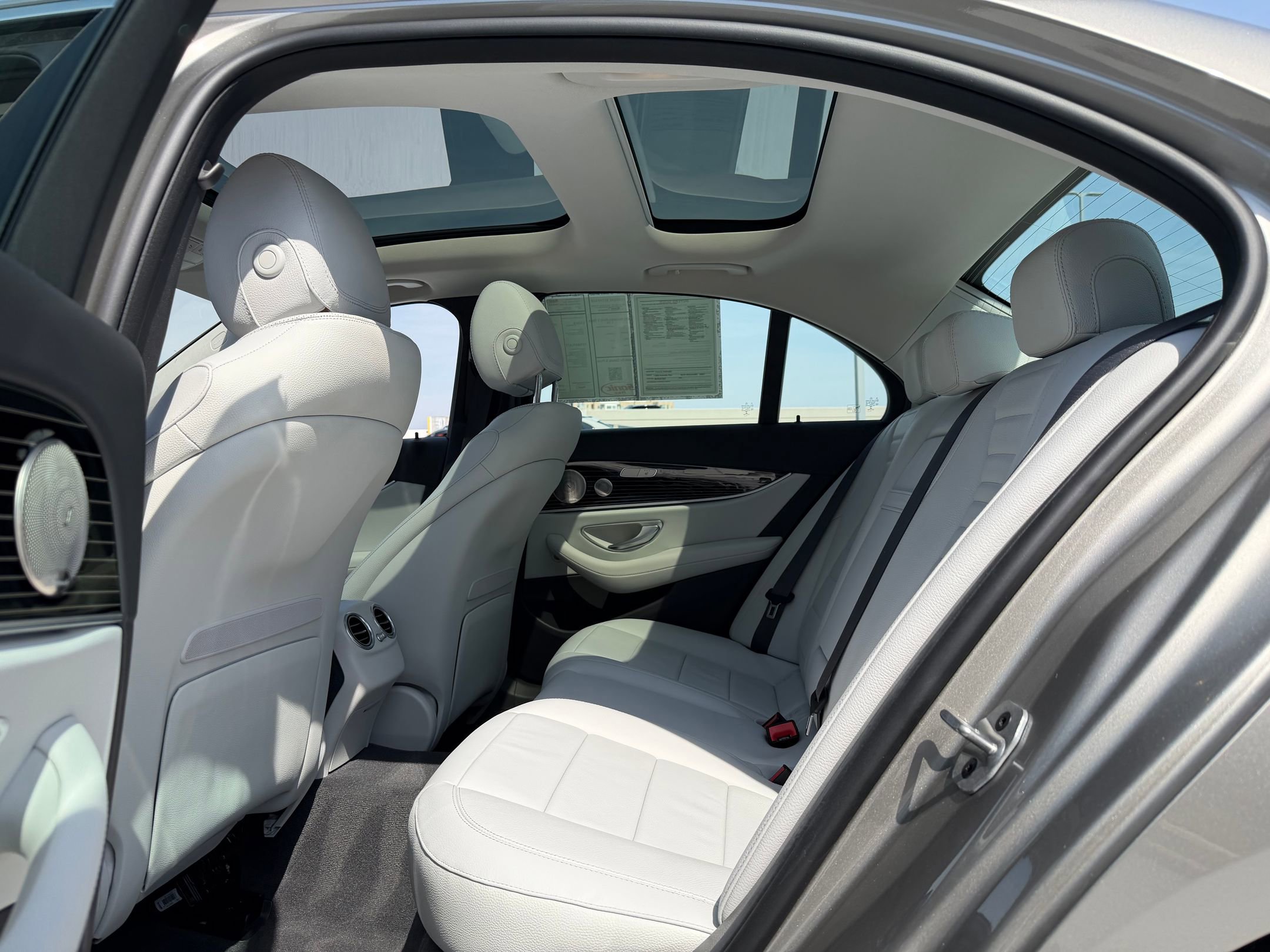 Used 2022 Mercedes-Benz E 450 4MATIC Sedan image 20