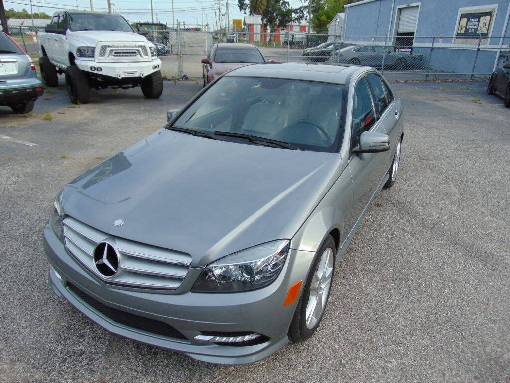 Used 2011 Mercedes-Benz C 300 Sedan image 10