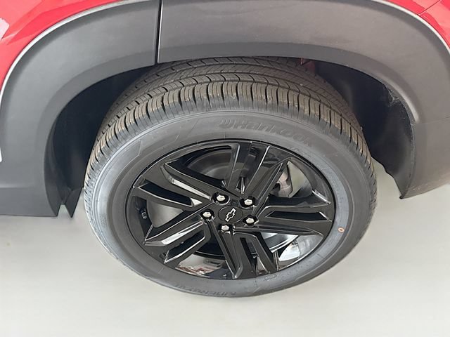 New 2026 Chevrolet TrailBlazer LT w/ Midnight Edition AWD/4WD image 30