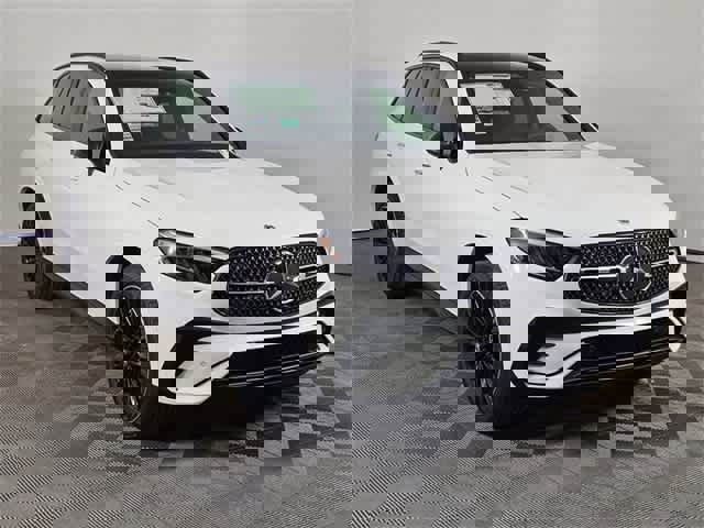 Used 2025 Mercedes-Benz GLC 350e 4MATIC image 7