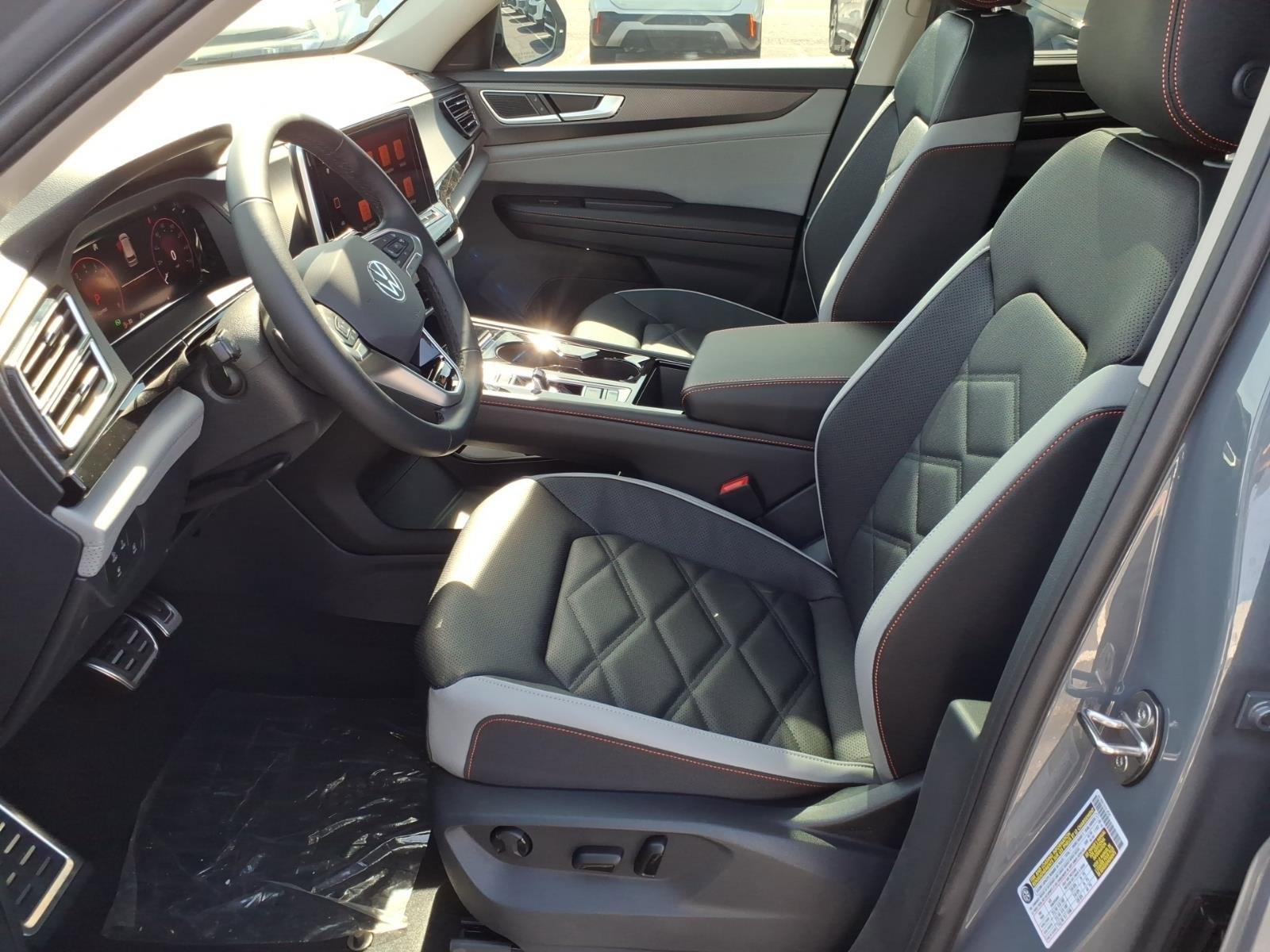 New 2026 Volkswagen Atlas Peak Edition AWD/4WD image 10