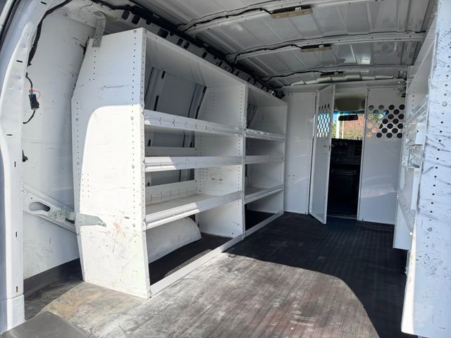 Used 2021 Chevrolet Express 2500 w/ Driver Convenience Package image 31
