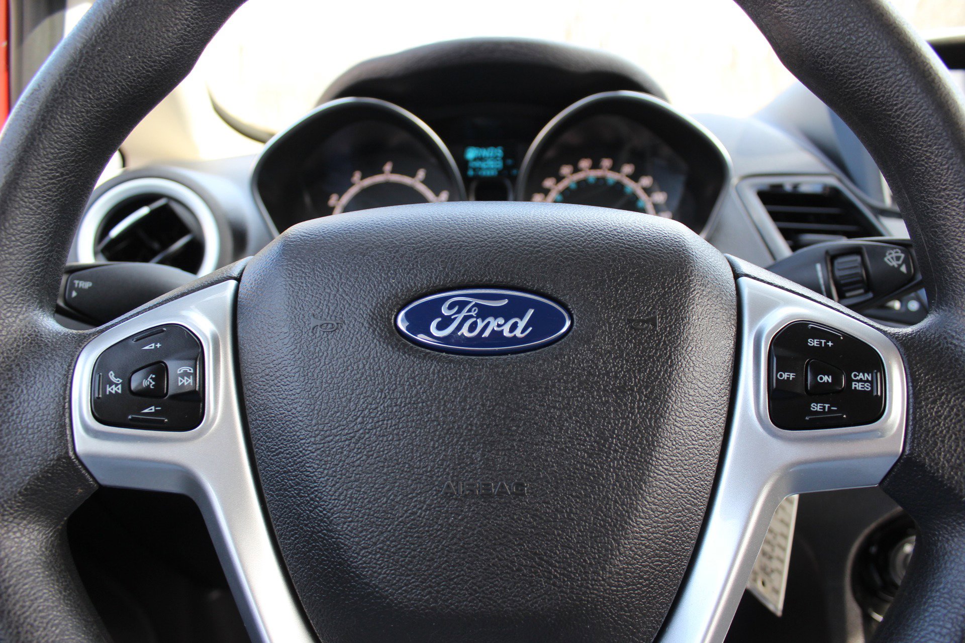 Used 2018 Ford Fiesta SE w/ Equipment Group 201A image 23