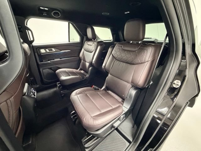 Used 2026 Ford Explorer Platinum w/ LUX Leather Package AWD/4WD image 24