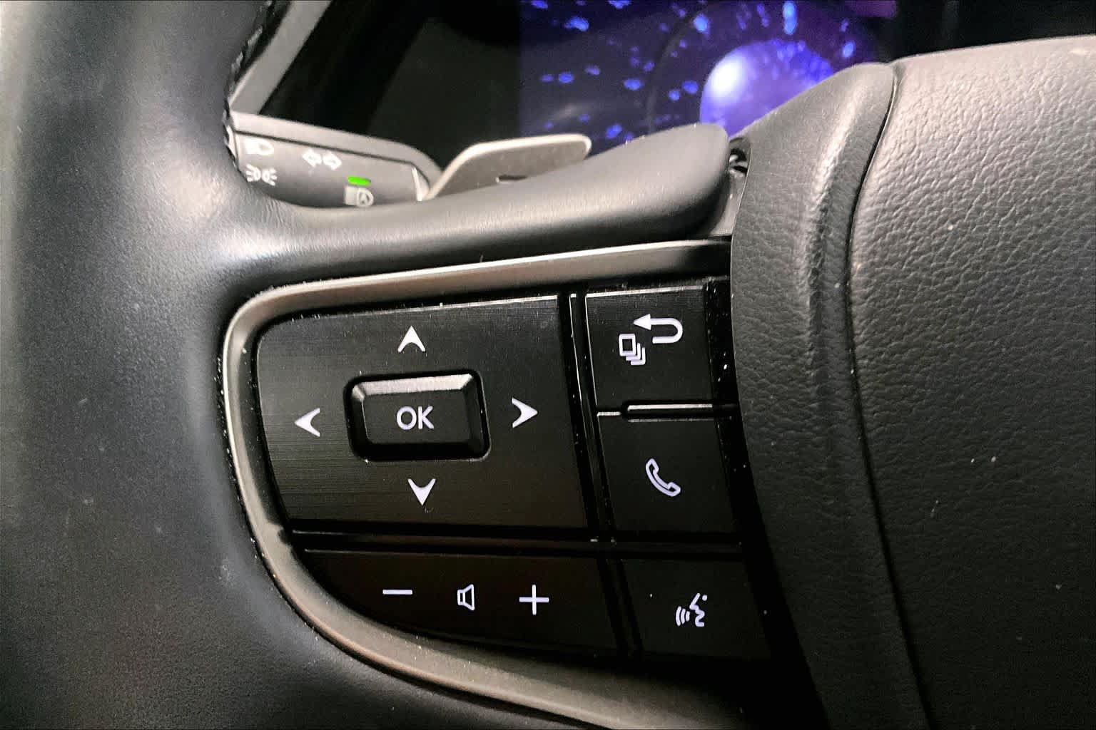 Used 2024 Lexus ES 350 w/ Premium Package FWD image 24