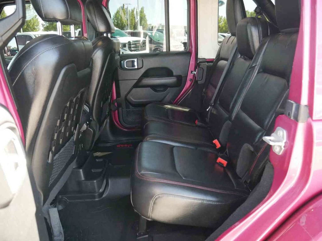 Used 2021 Jeep Wrangler Unlimited Rubicon AWD/4WD image 16